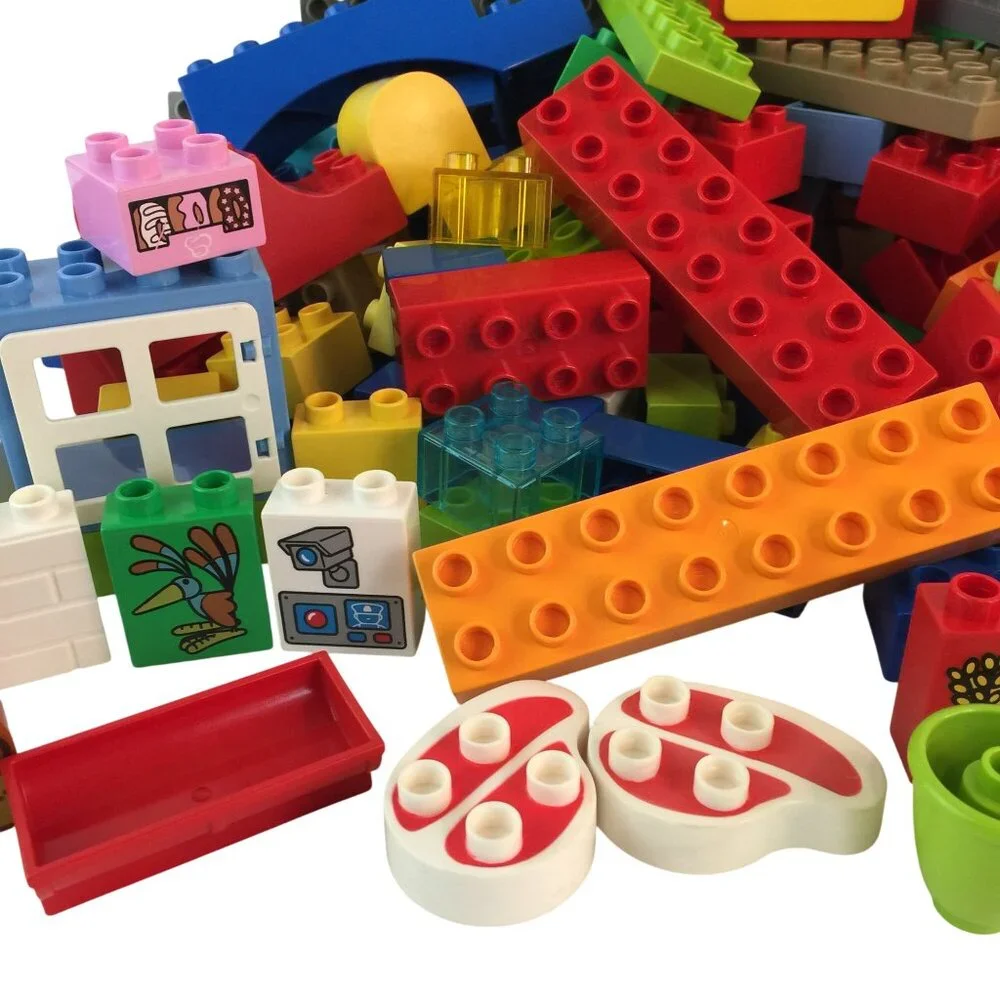Lego Duplo Building Blocks Lot 190+ Pcs Base Plate Face Eyes Steak Fence‎ Chair